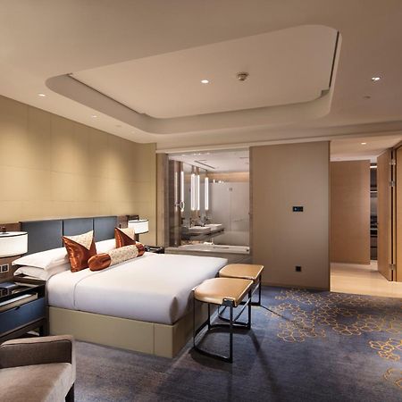 Hilton Jinan South Hotel & Residences Exterior photo