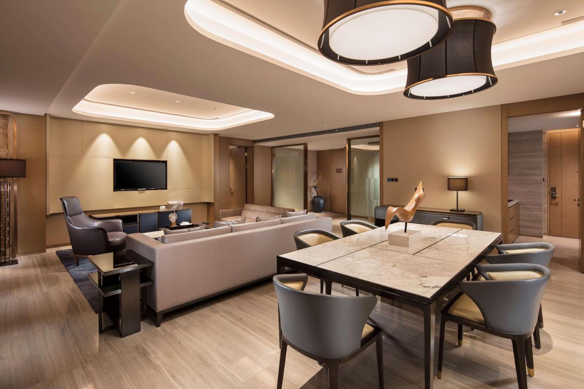 Hilton Jinan South Hotel & Residences Exterior photo