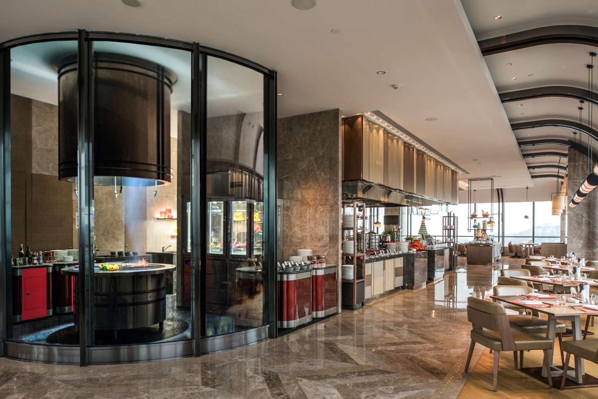 Hilton Jinan South Hotel & Residences Exterior photo